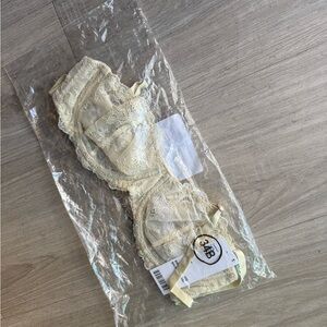 Urban Outfitters Cream Lace Bra